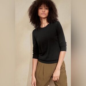 Banana Republic Black Crew Neck Sweater